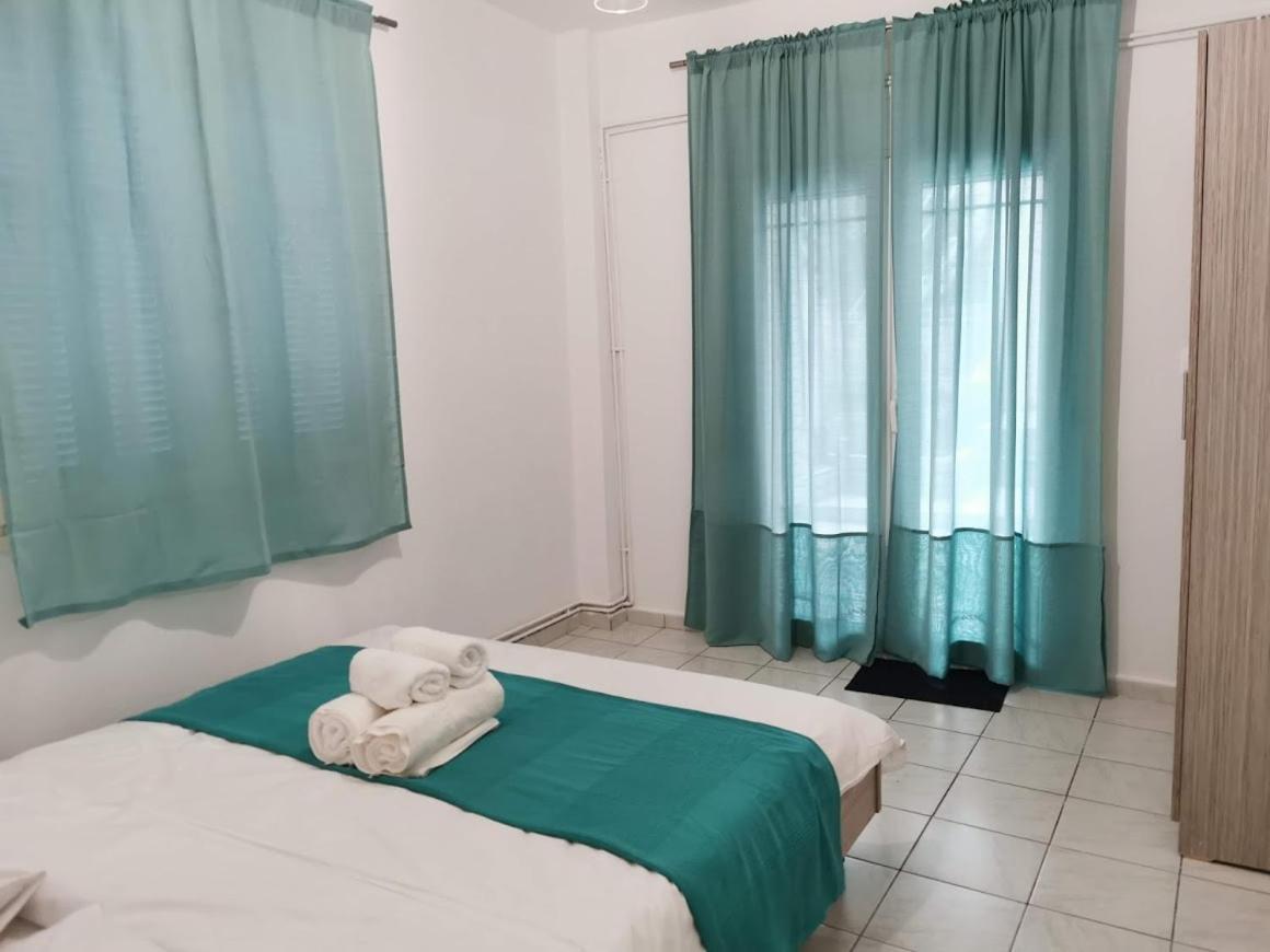 La Familia Apartments Olympiakí Aktí Eksteriør bilde