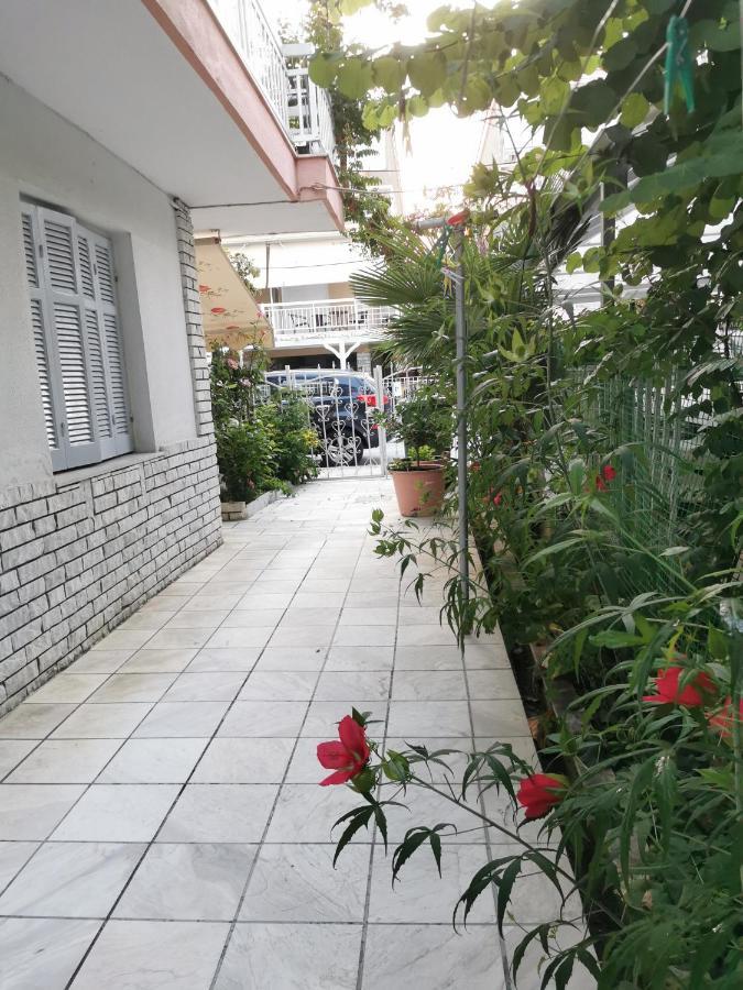 La Familia Apartments Olympiakí Aktí Eksteriør bilde